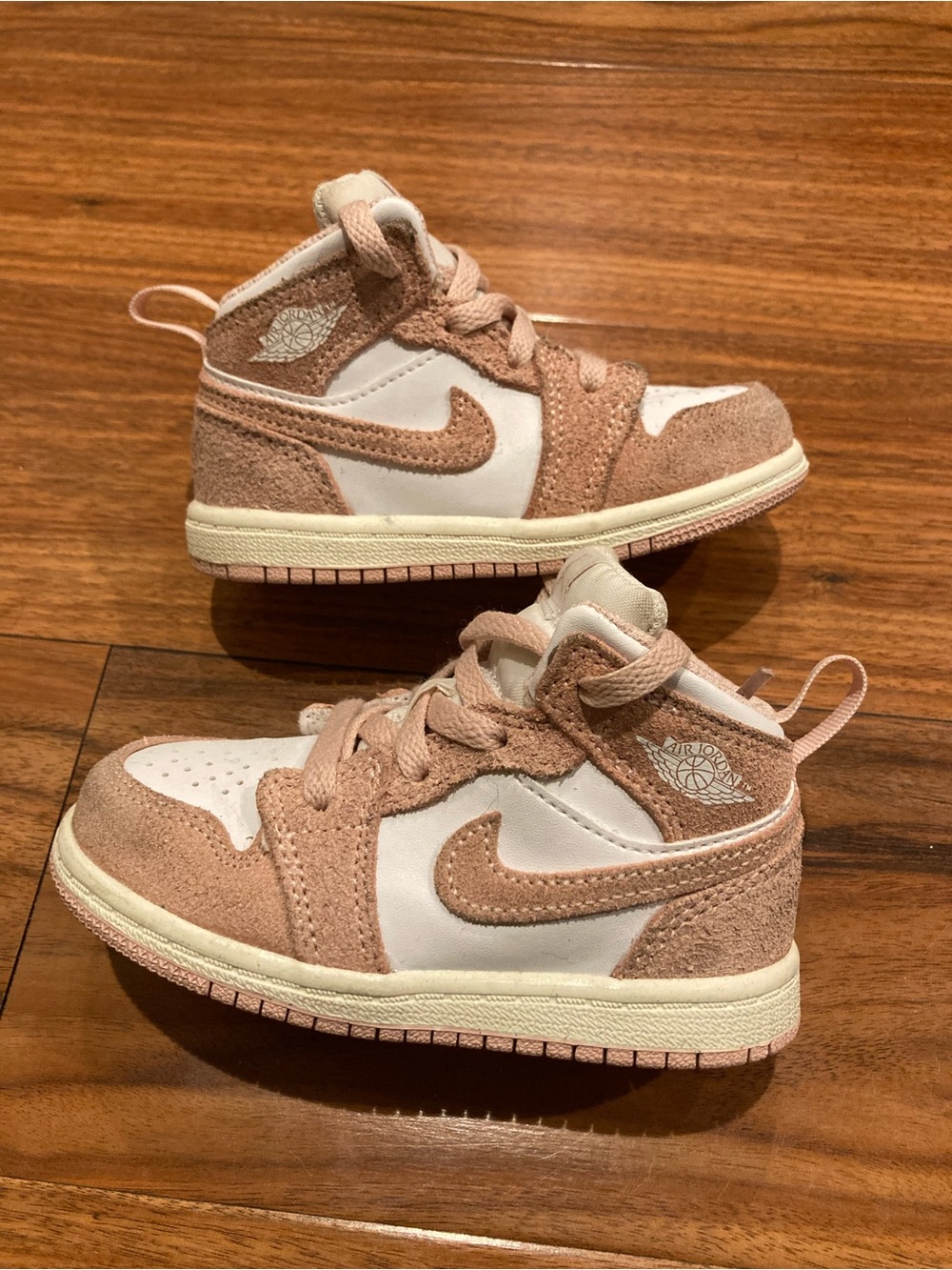 Jordan Toddler Sneaker Pink/White Mid Top Leather Lace Up US 7C FN7537-161